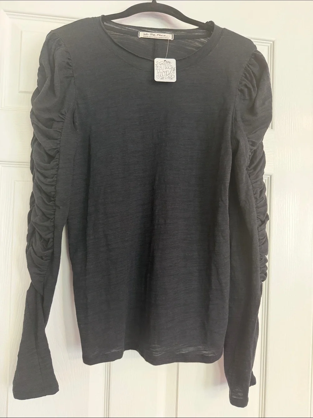 NWT Free People Black Ruched Sleeve Women's Top - Classic Long Sleeve